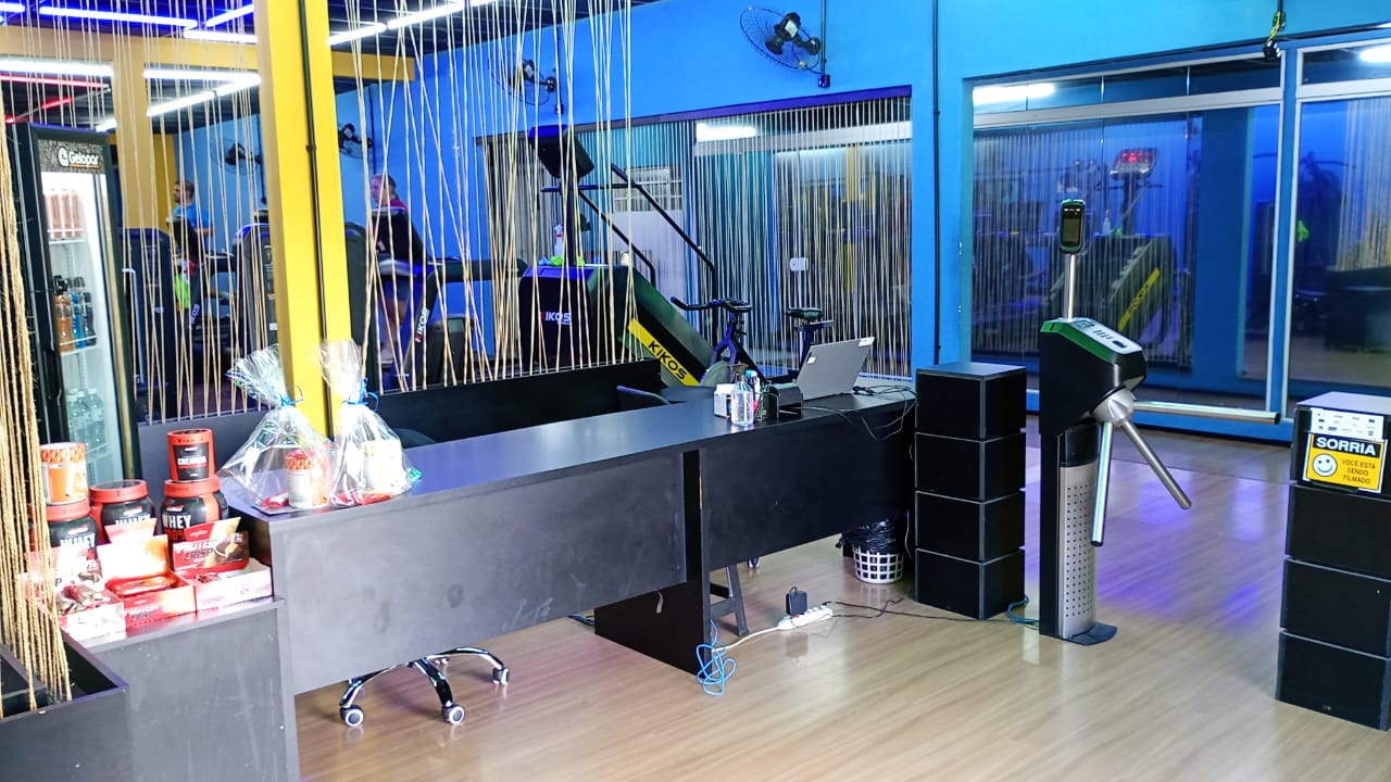 Academia Carmo - Estrutura